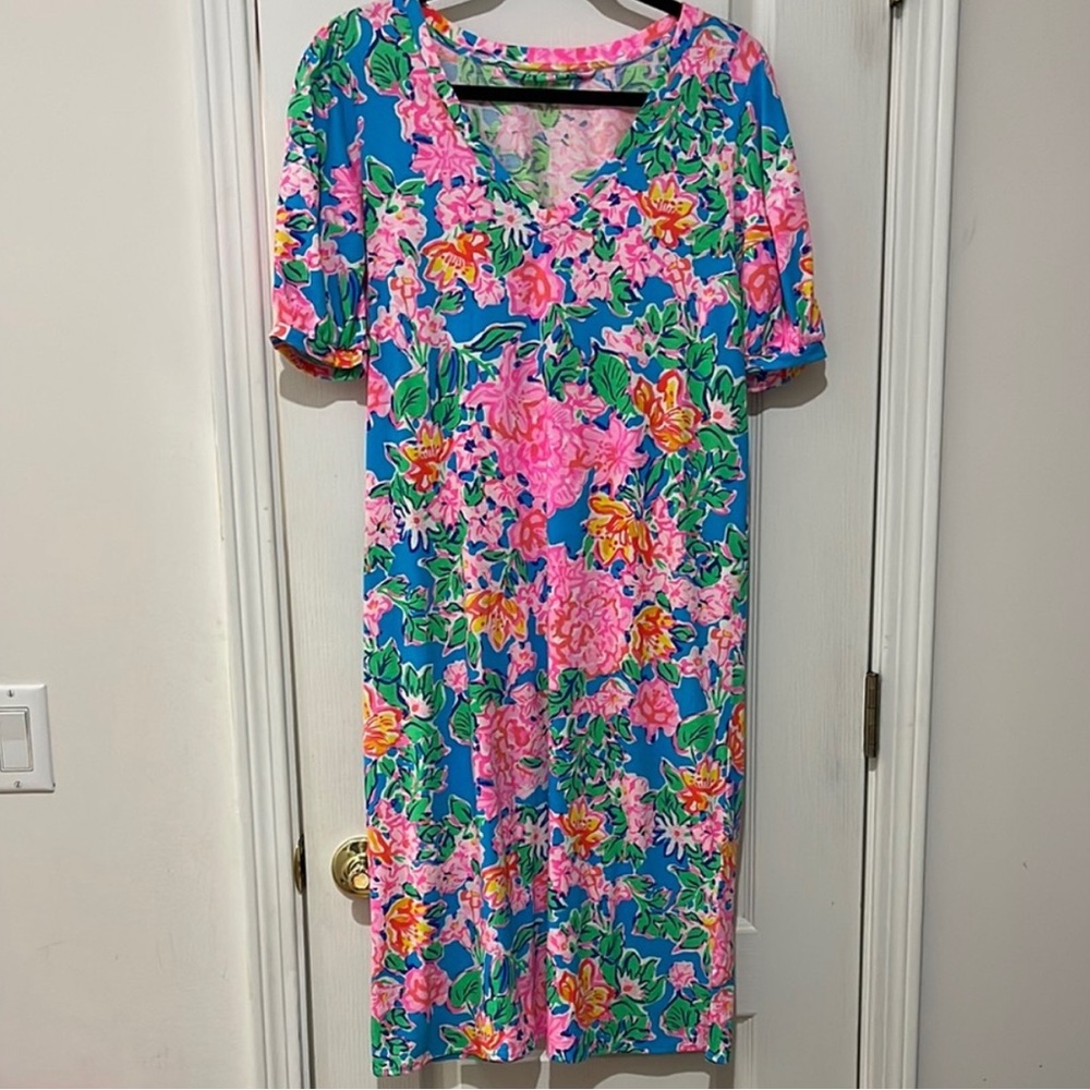 Lilly Pulitzer Vibrant Floral Midi Dress in Blue and Pink with belt. Size small - Picture 4 of 7